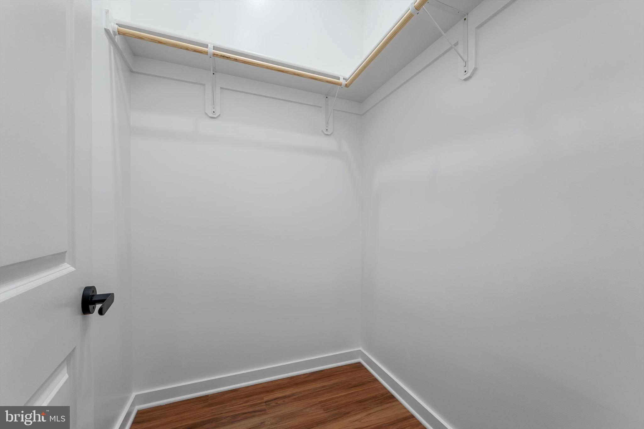 RIVERSIDE - Residential