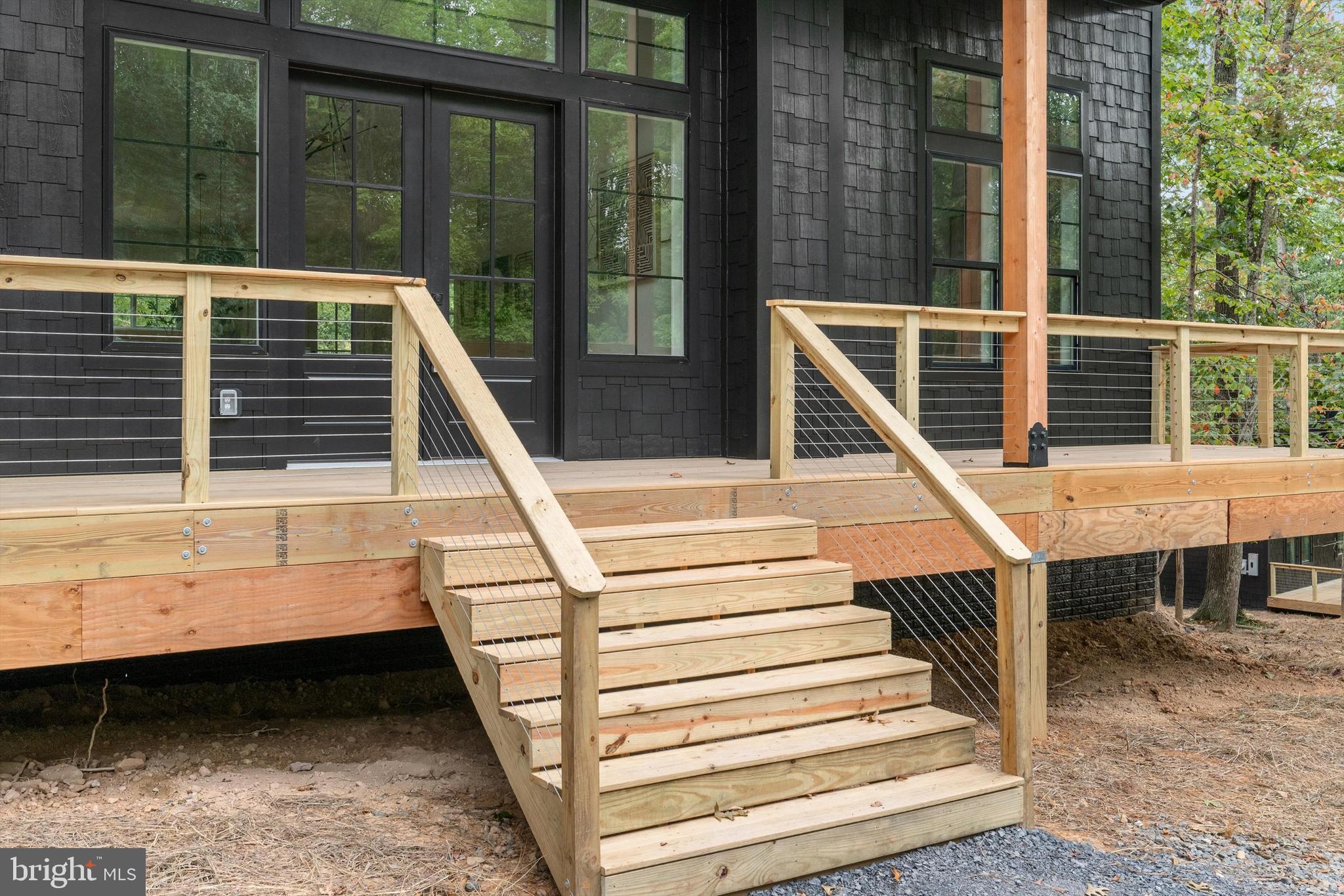 RIVERSIDE - Residential