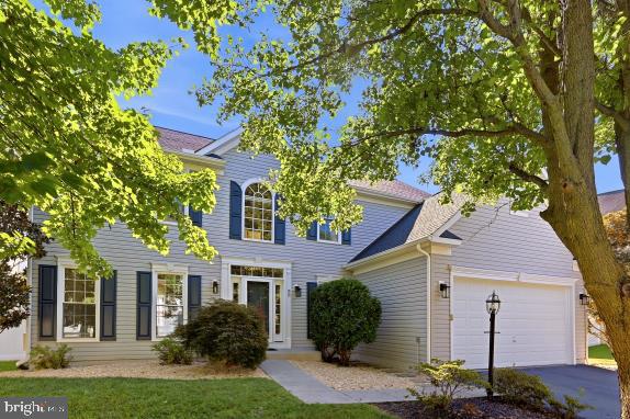 Photo of 32 Potterfield Drive, LOVETTSVILLE, VA 20180 (MLS # VALO2136708)