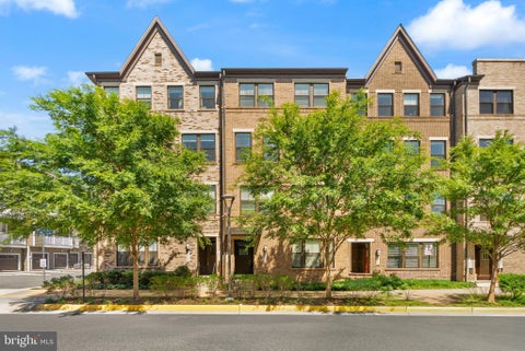 Condo For Sale - 20754 Wood Quay Drive<br/> STERLING, VA 20166