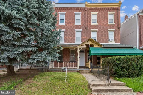 524 Stanbridge Street, Norristown, PA 19401 - MLS#: PAMC2145898