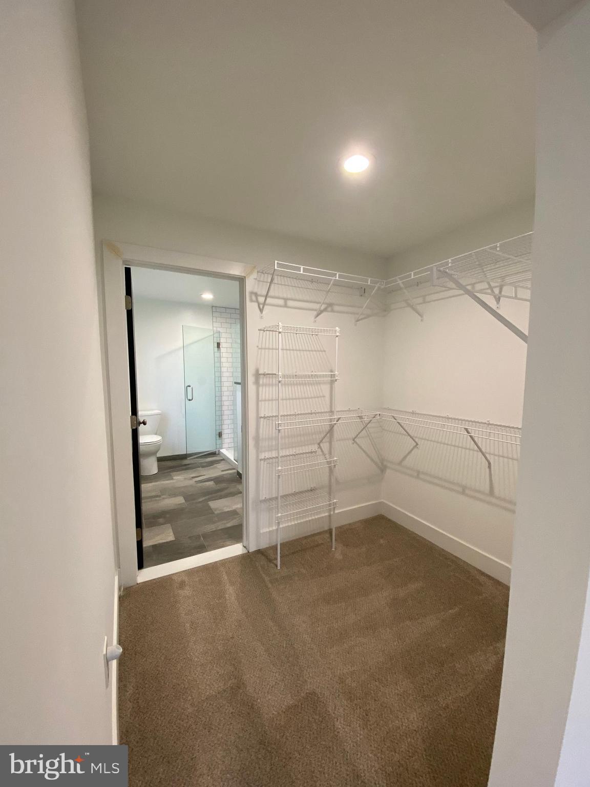PORT RICHMOND - Residential