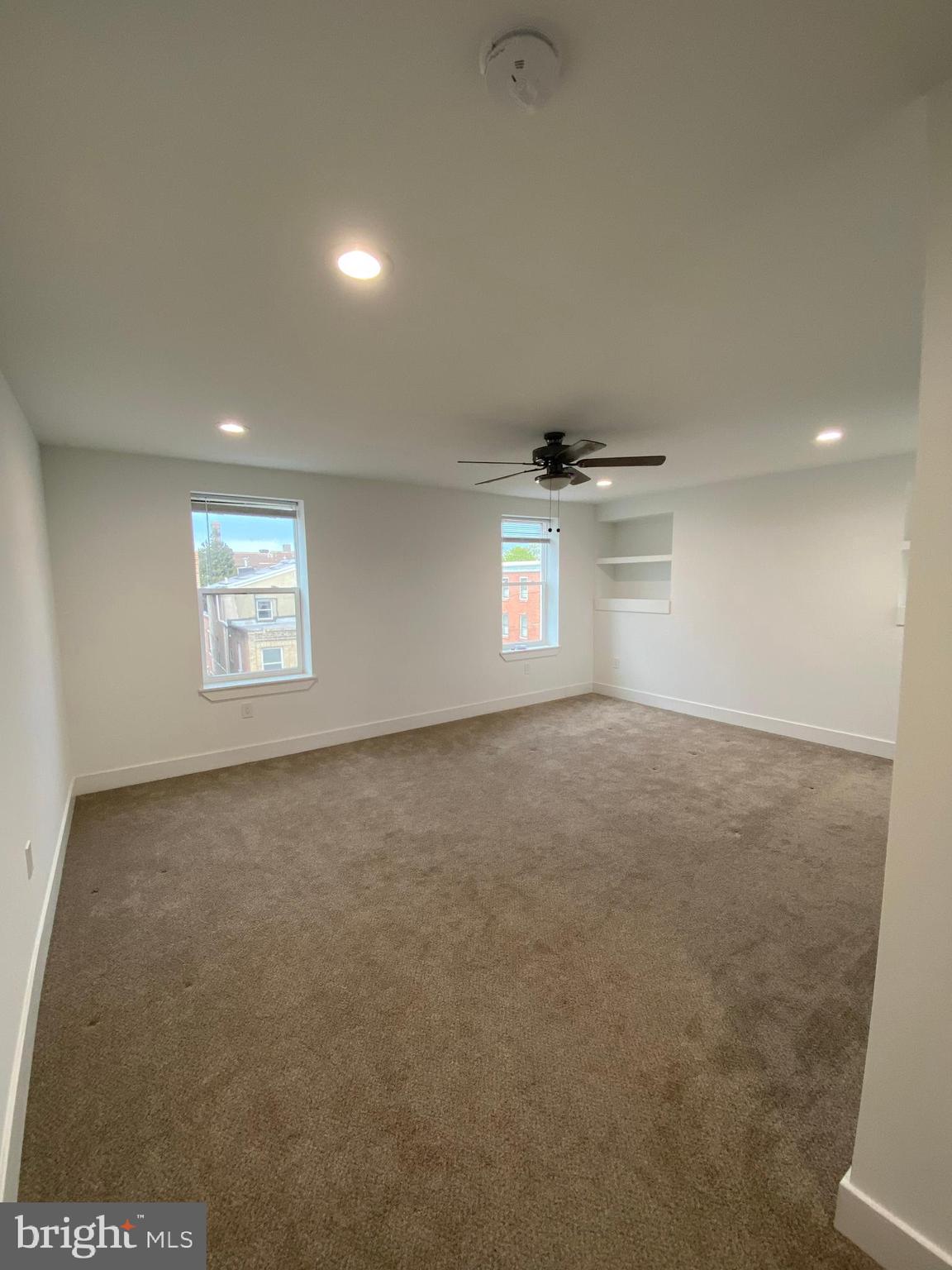 PORT RICHMOND - Residential