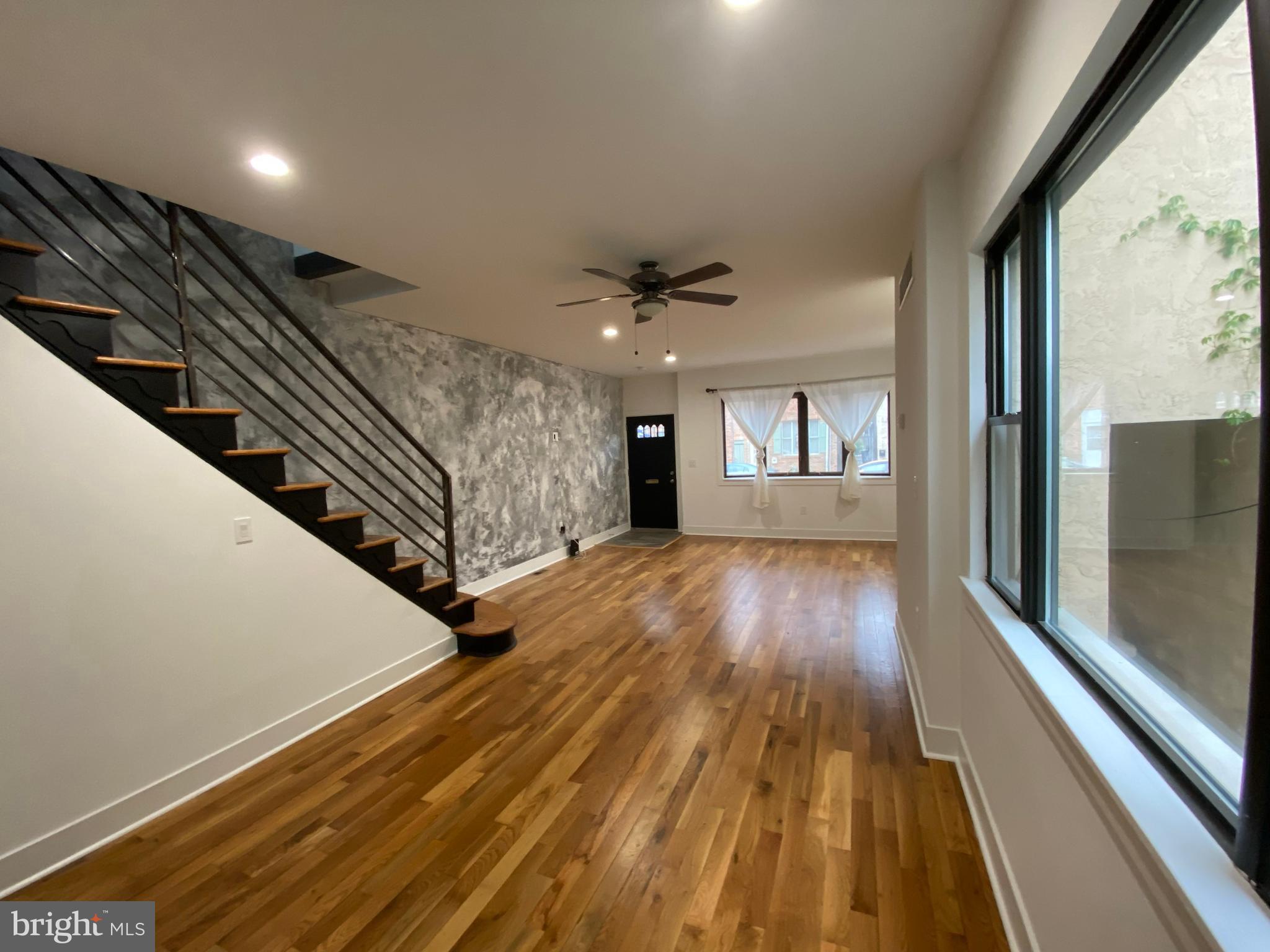 PORT RICHMOND - Residential