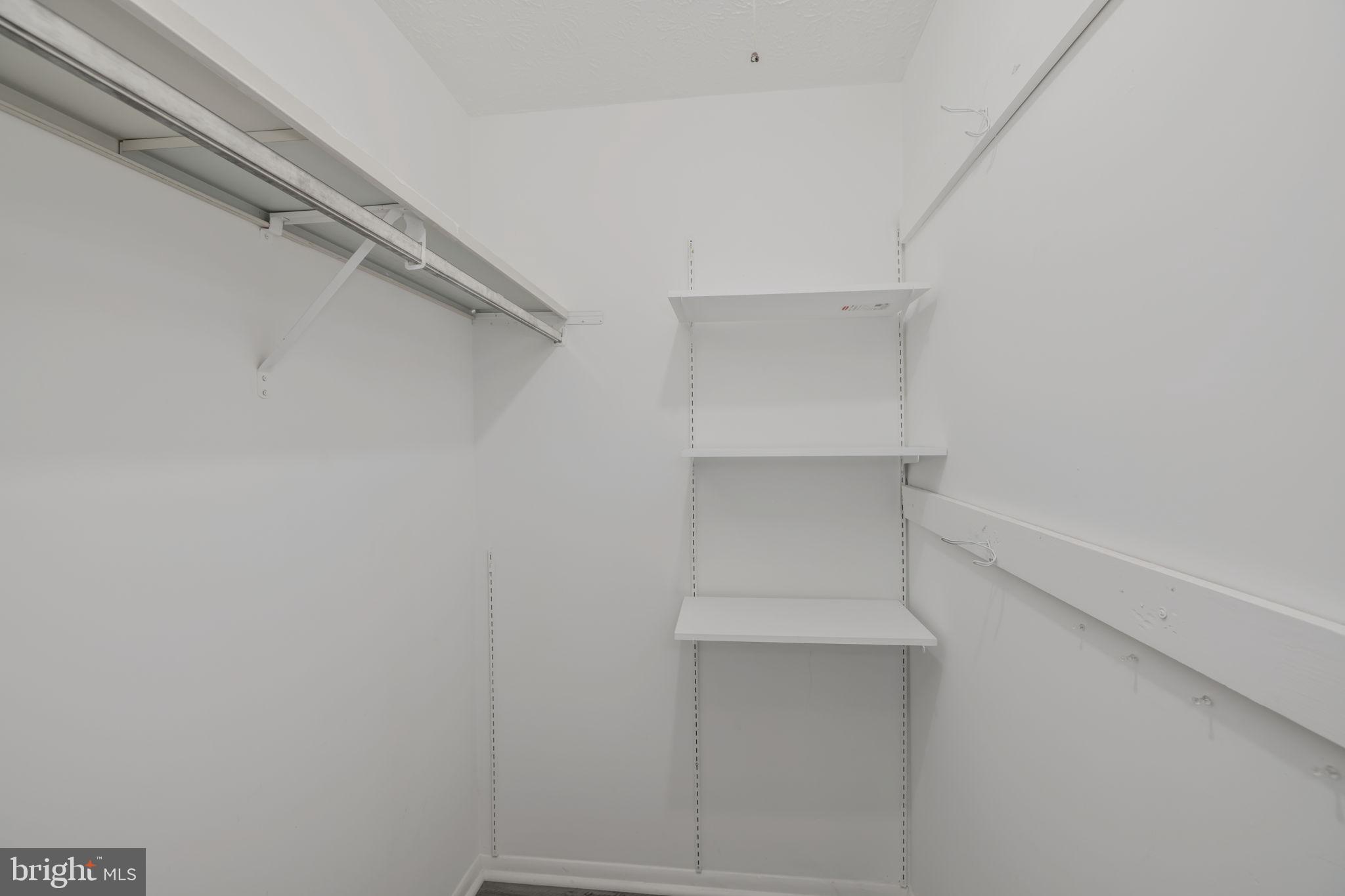 NEWINGTON FOREST - Residential