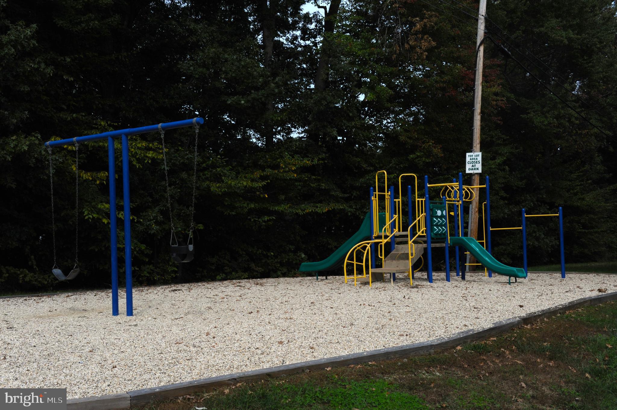 NEWINGTON FOREST - Residential