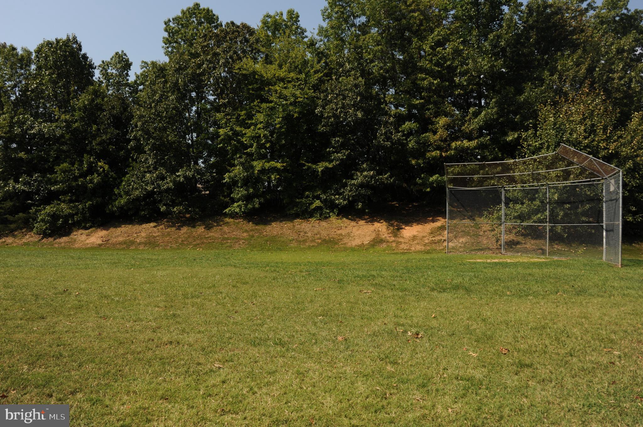 NEWINGTON FOREST - Residential