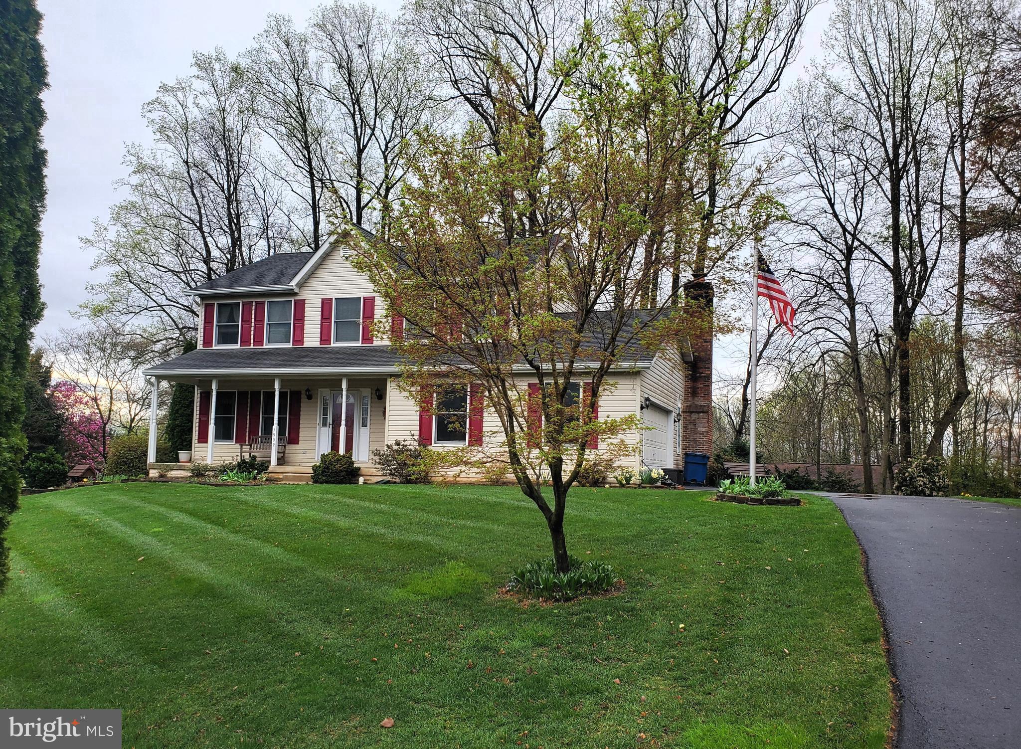 1909 CANTER LANE