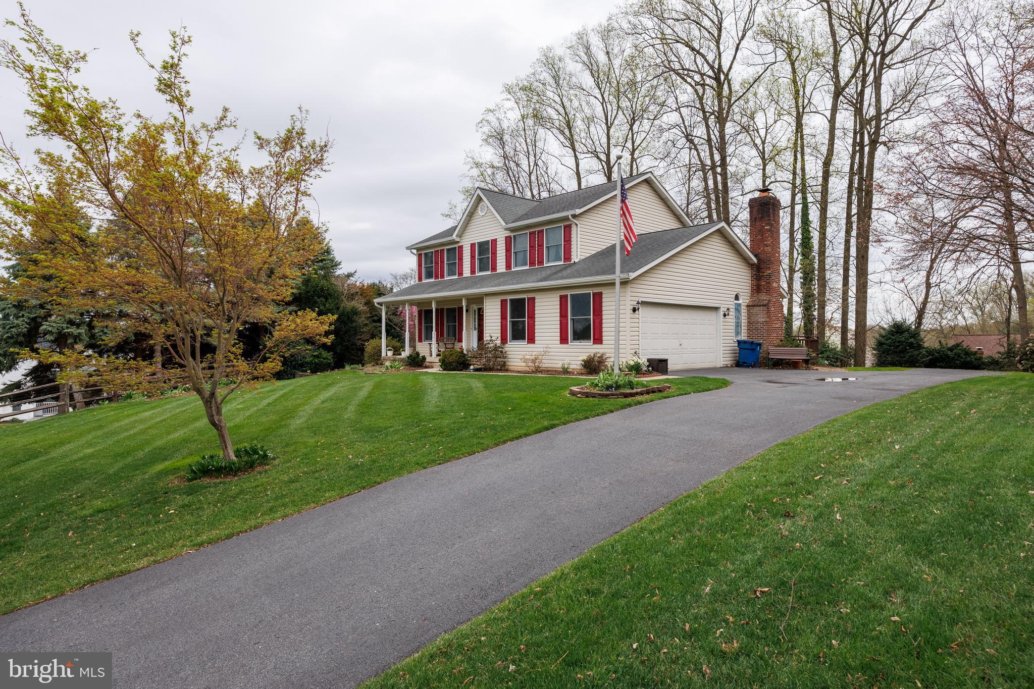 1909 CANTER LANE