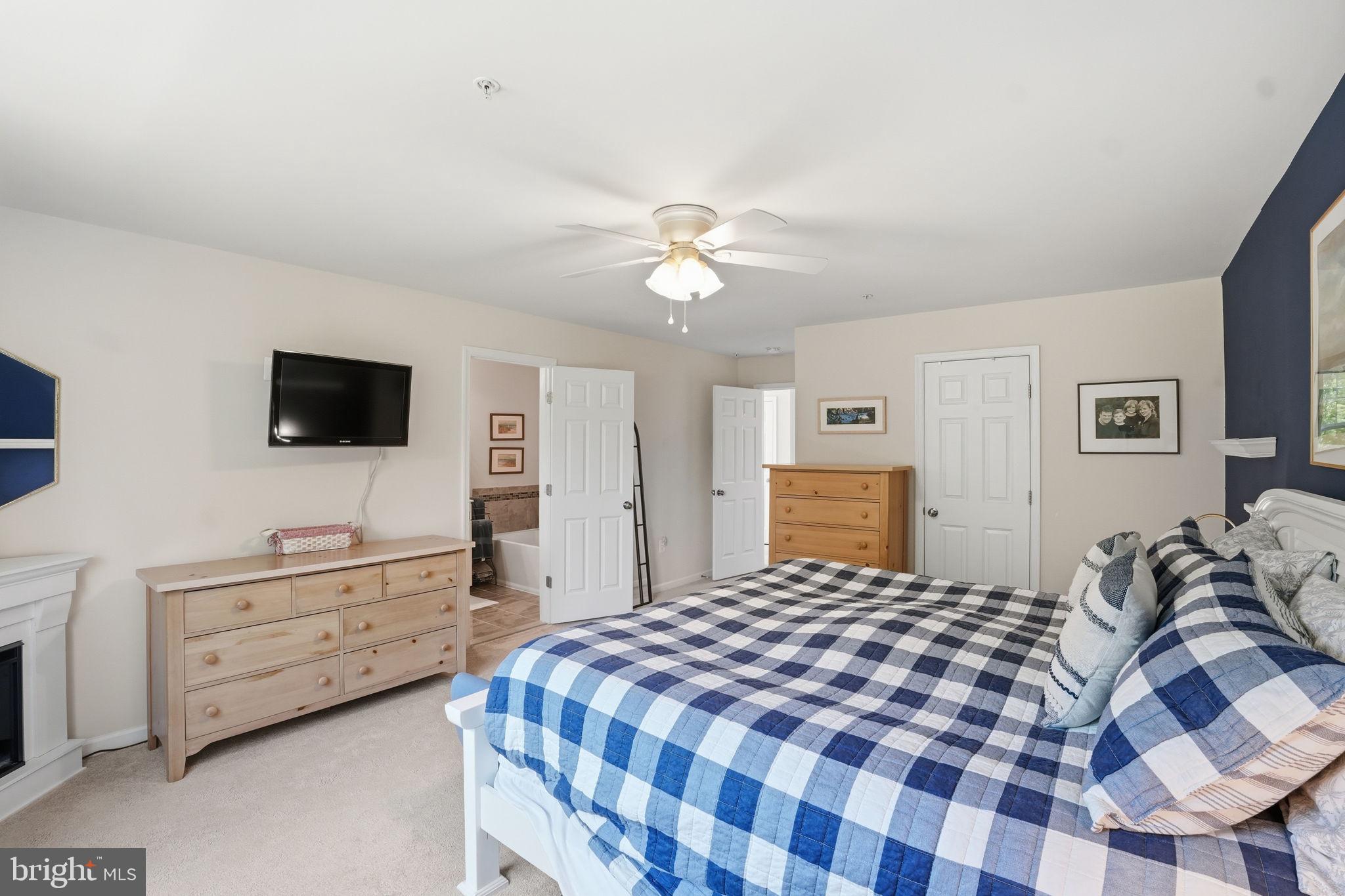 BRADFORD'S LANDING - Residential