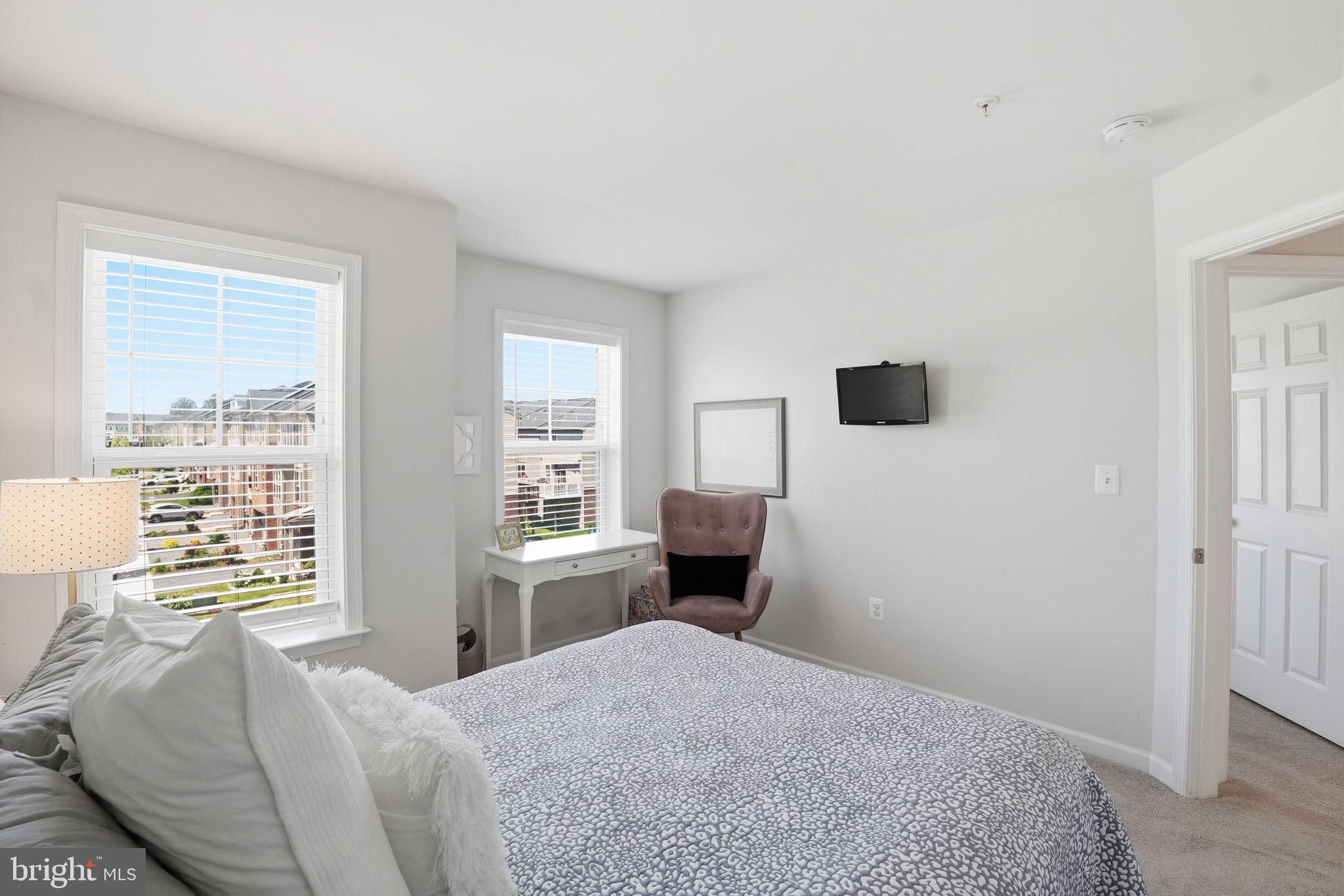 BRADFORD'S LANDING - Residential