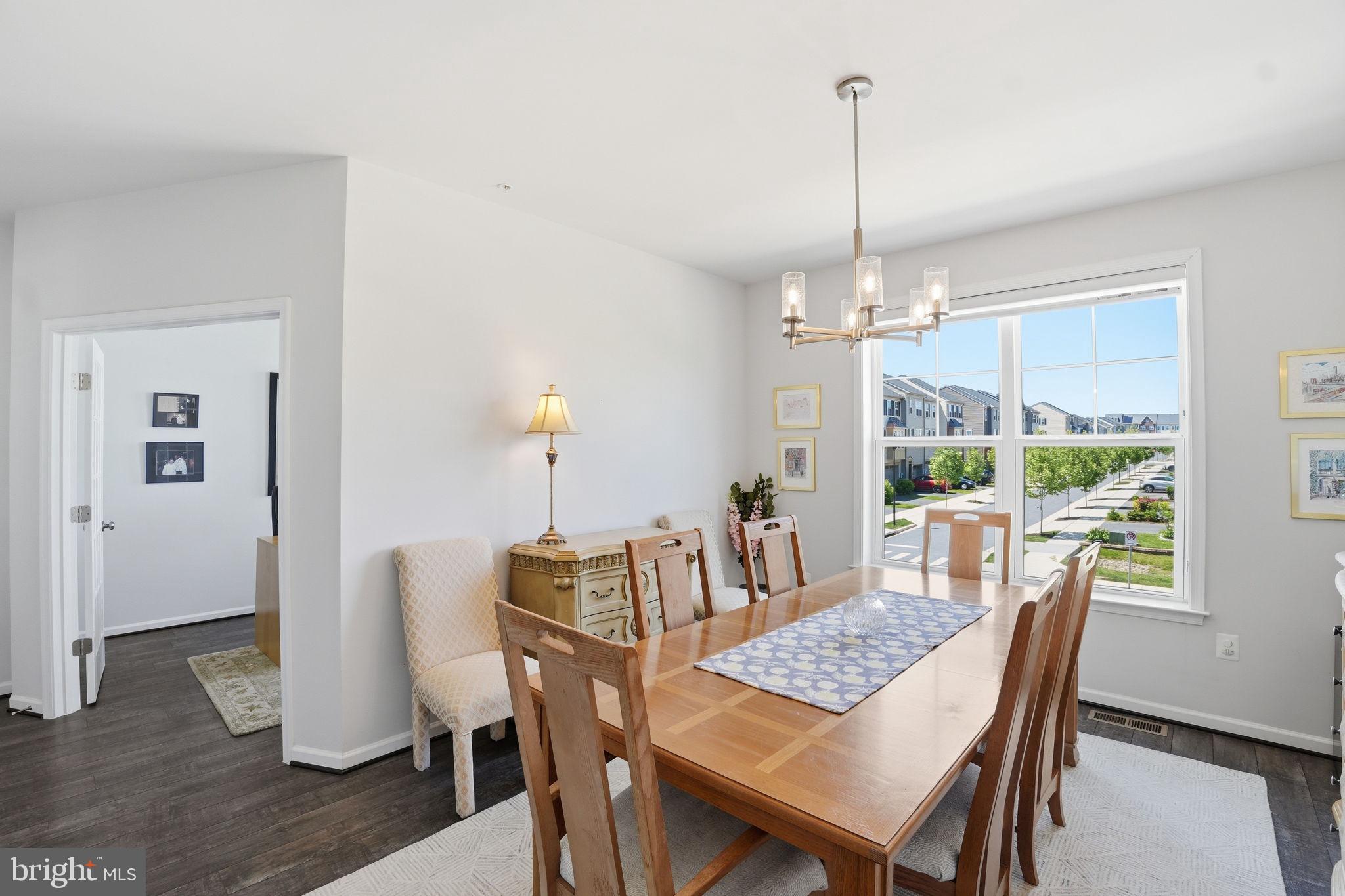 BRADFORD'S LANDING - Residential