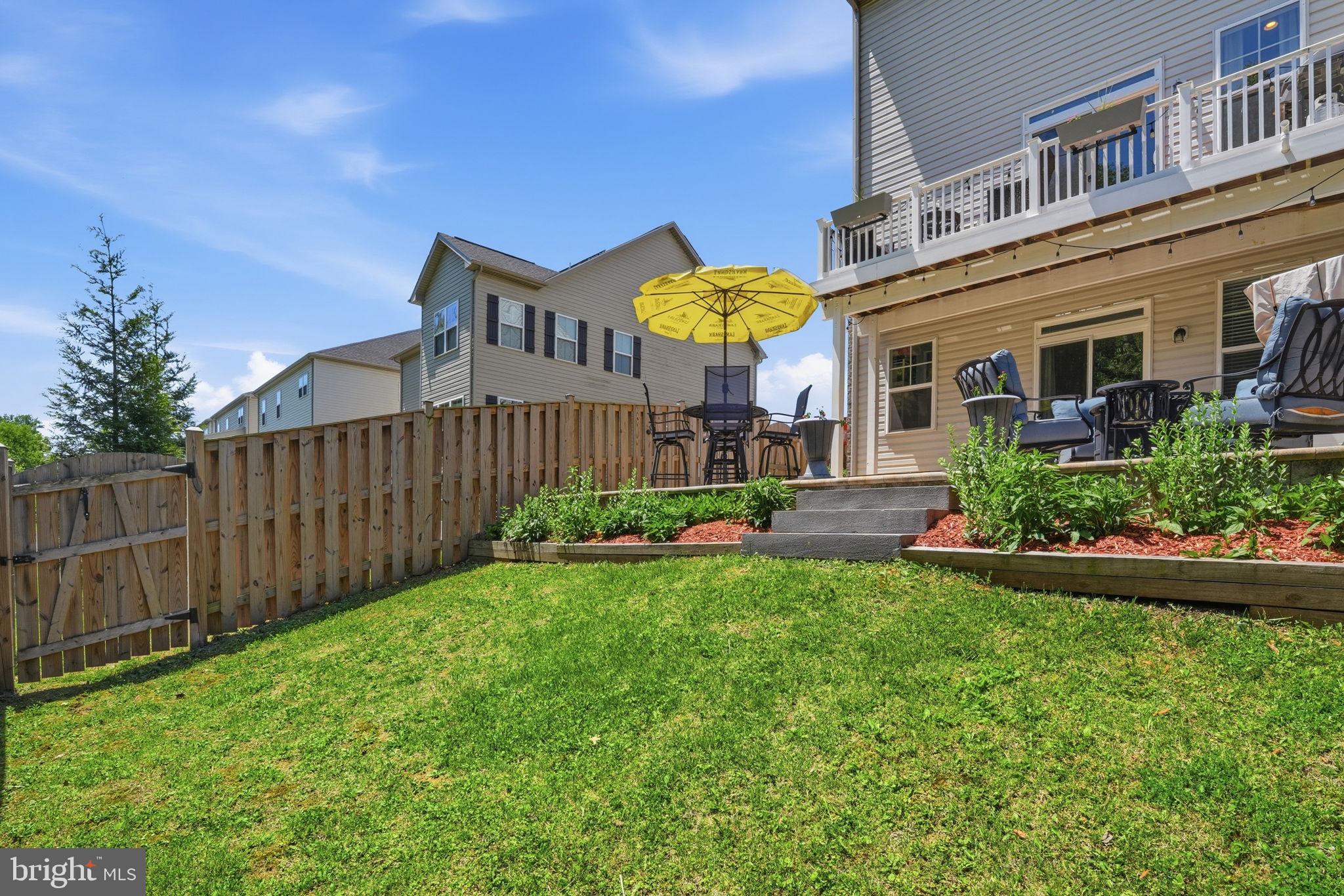 BRADFORD'S LANDING - Residential