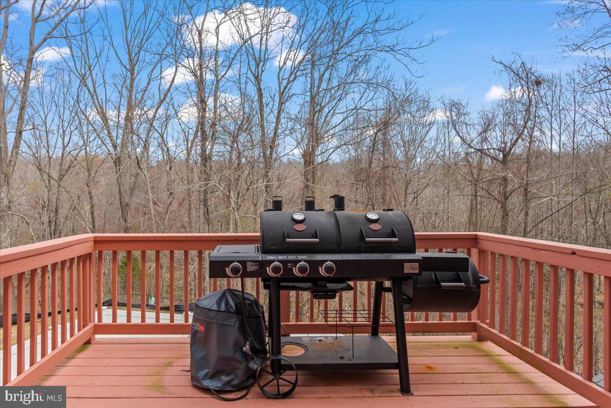 OAK TREE LANDING - Residential