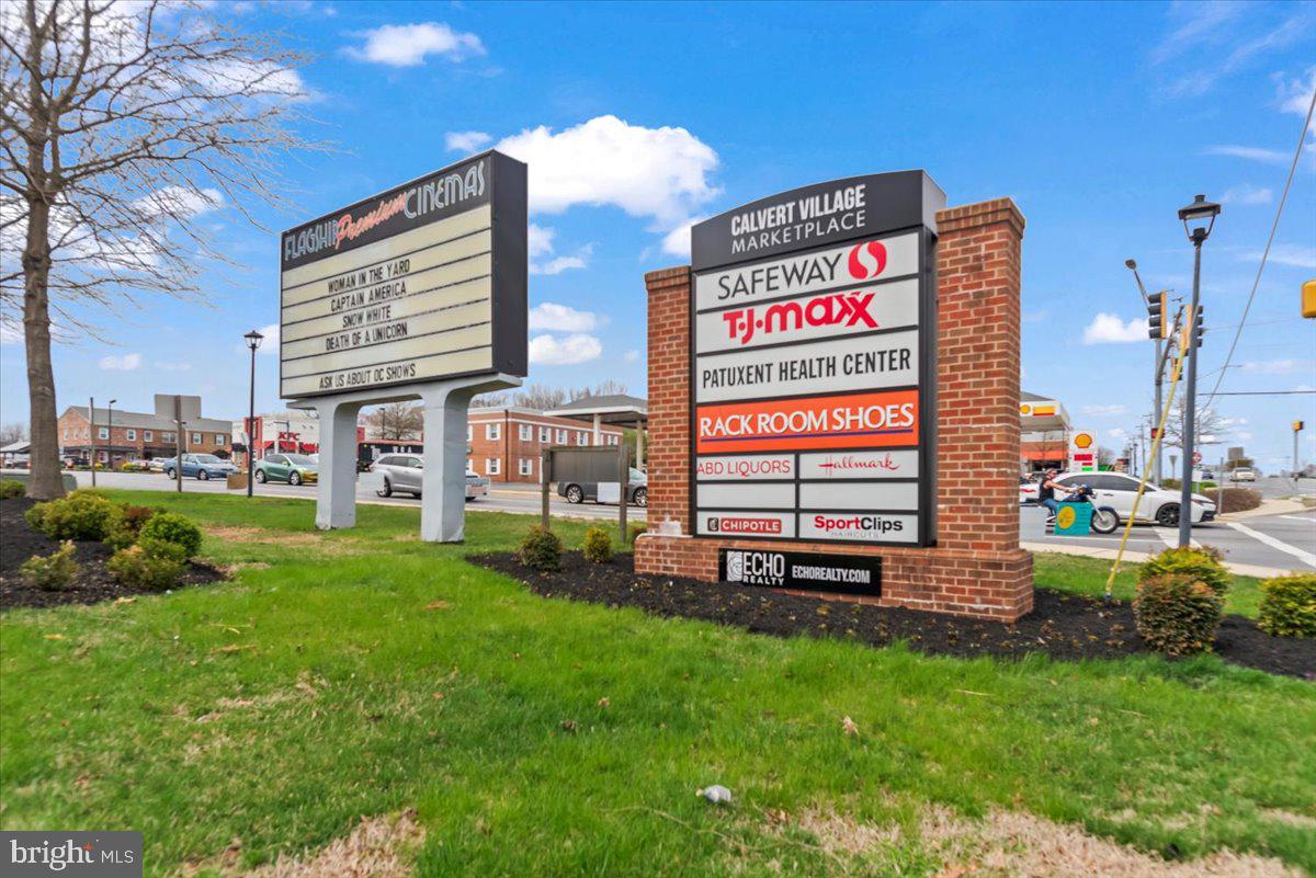 OAK TREE LANDING - Residential