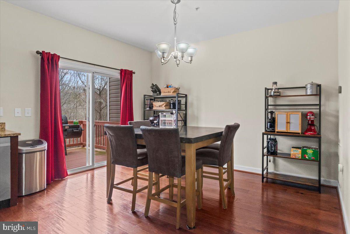 OAK TREE LANDING - Residential