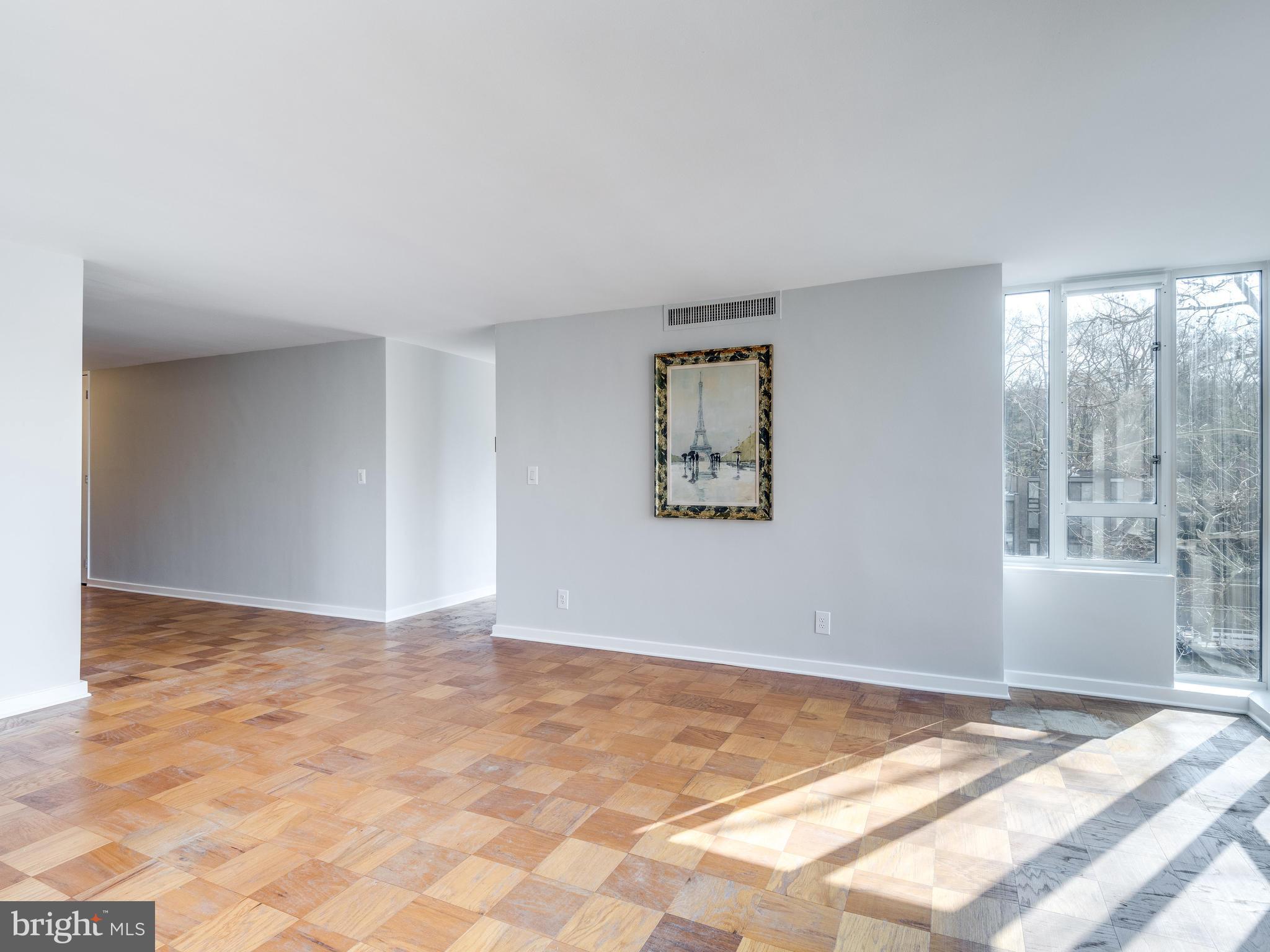 LAKE ANNE OF RESTON - Residential