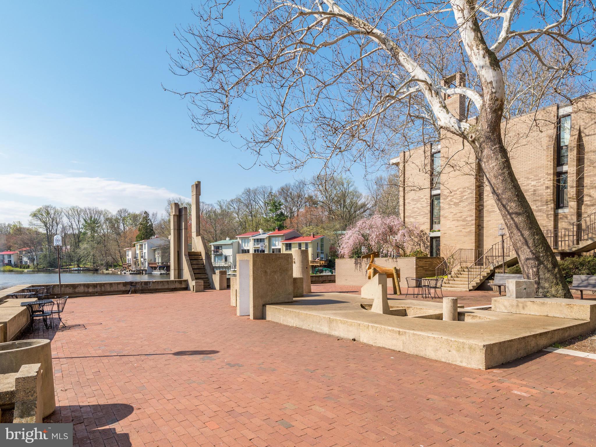 LAKE ANNE OF RESTON - Residential