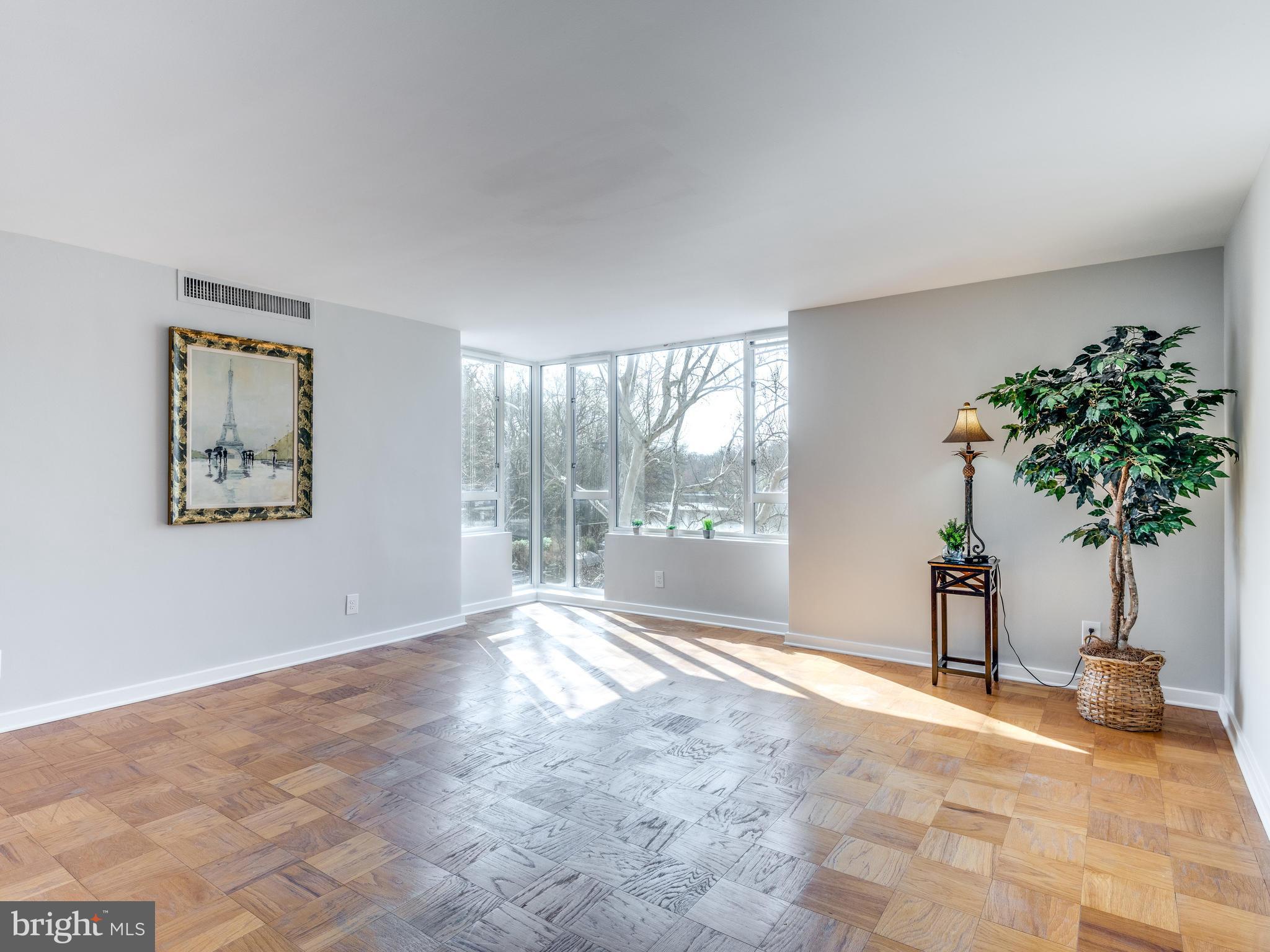 LAKE ANNE OF RESTON - Residential