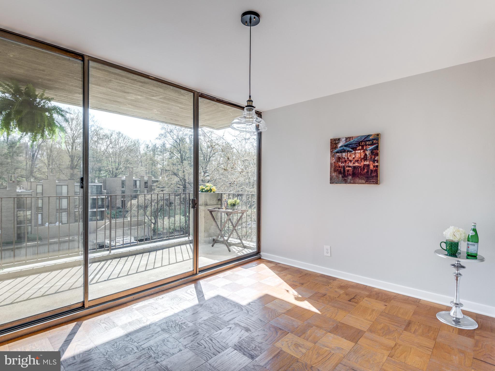 LAKE ANNE OF RESTON - Residential