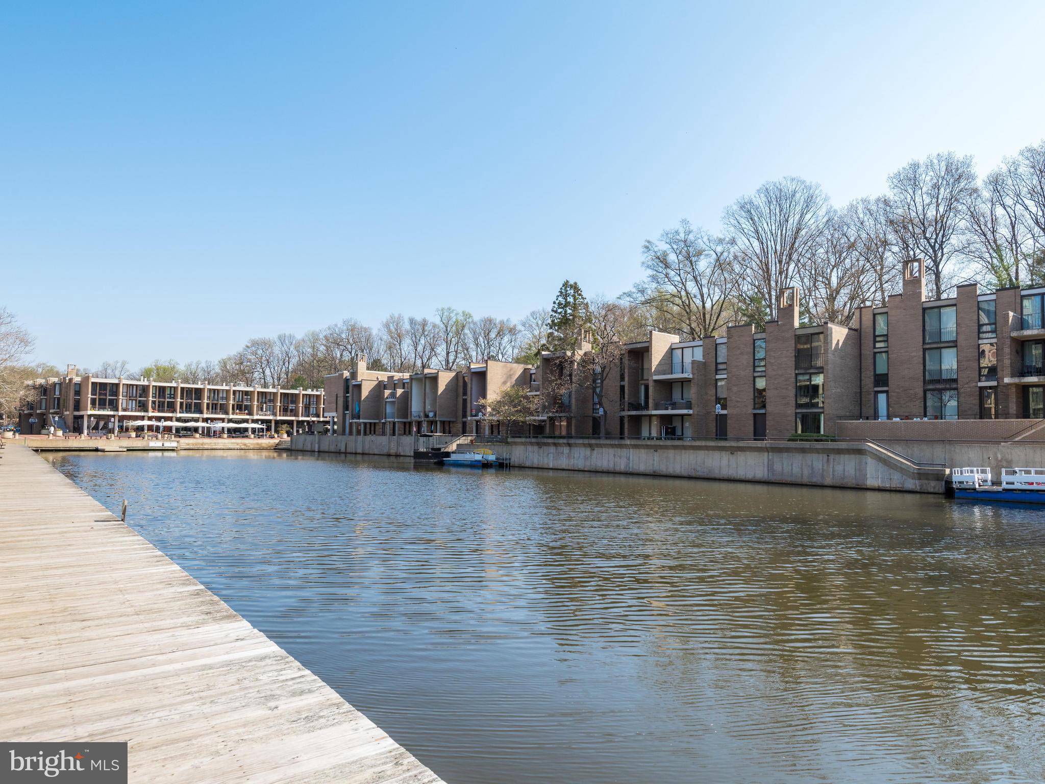 LAKE ANNE OF RESTON - Residential