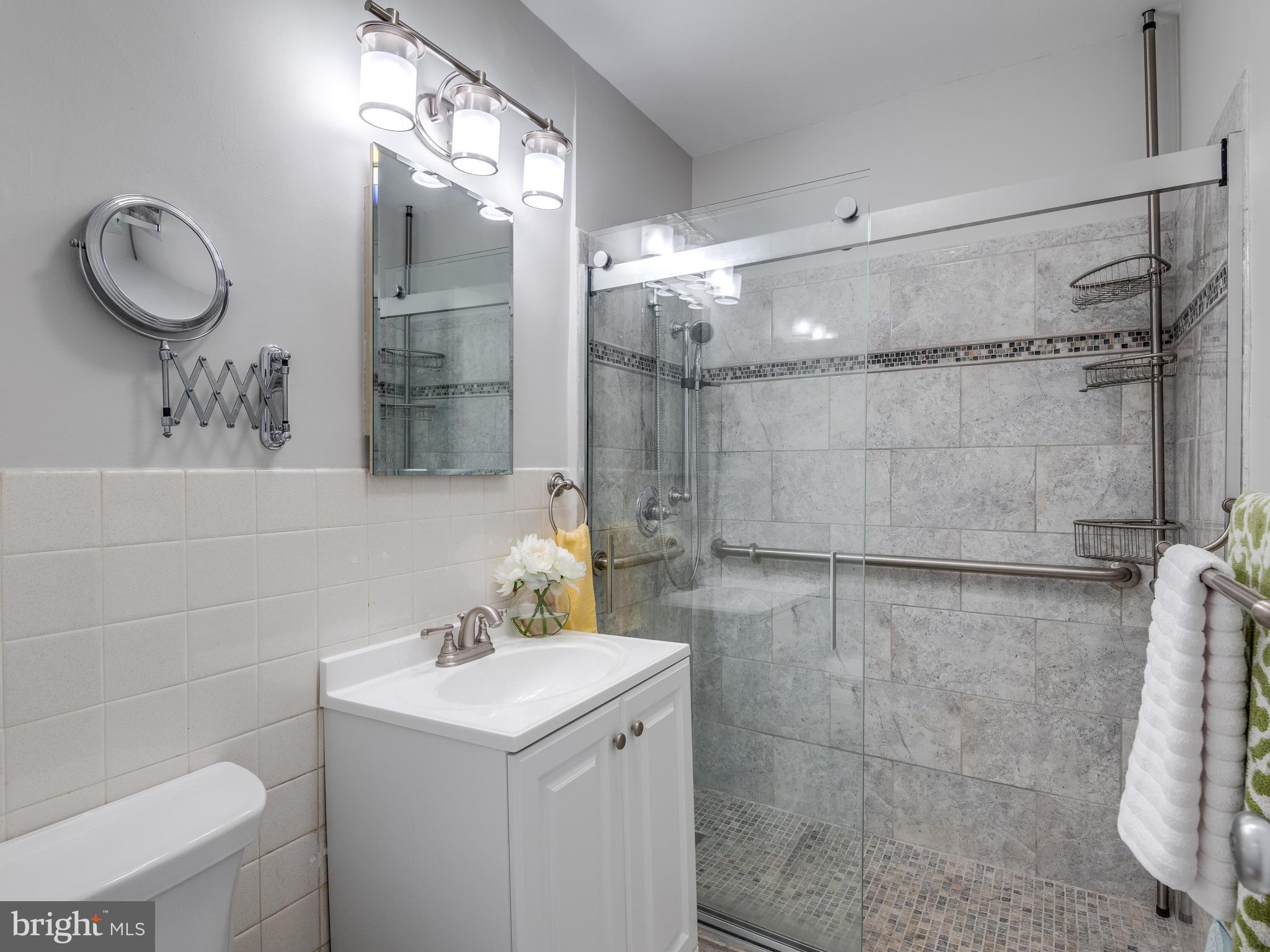 LAKE ANNE OF RESTON - Residential