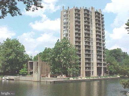 LAKE ANNE OF RESTON - Residential