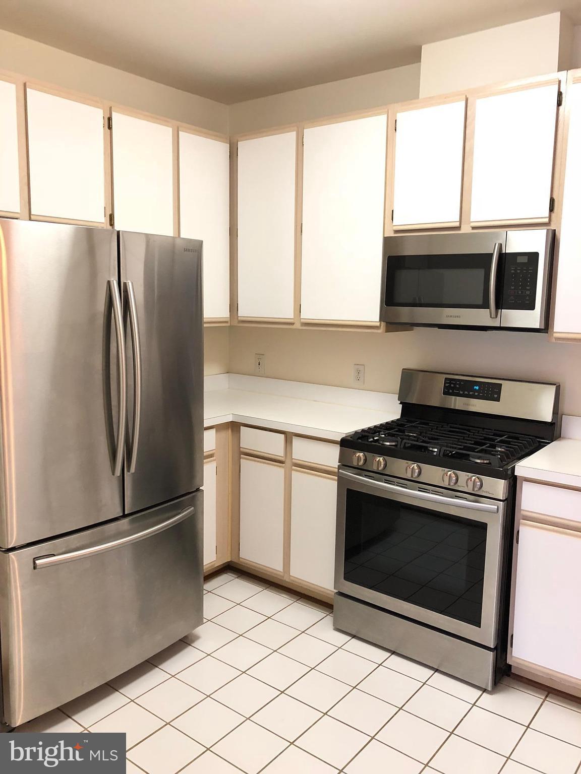 KING FARM - Residential Lease