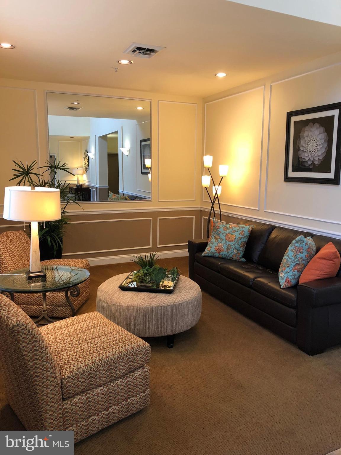 KING FARM - Residential Lease