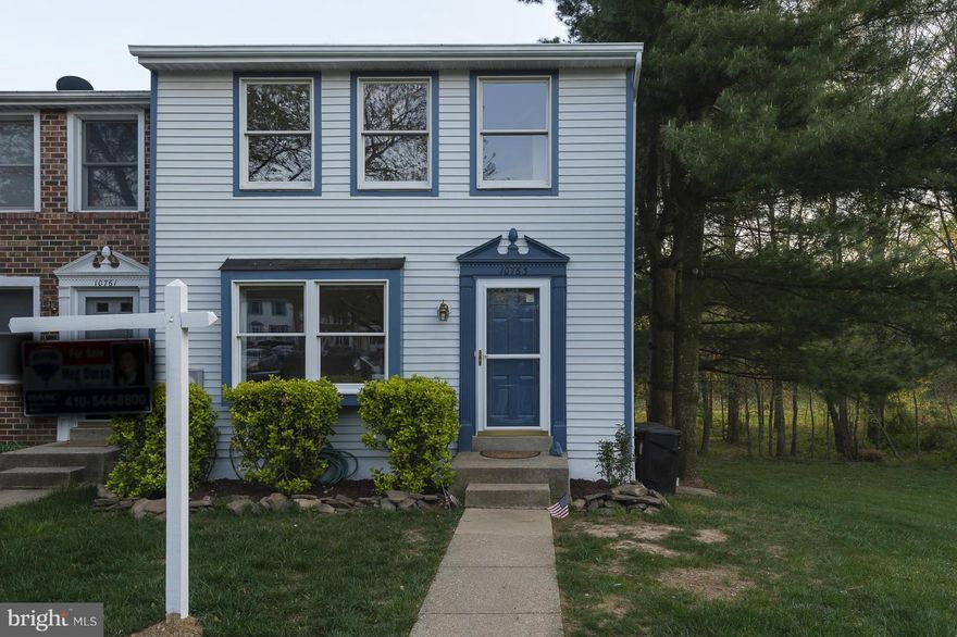 LOCATION, LOCATION, LOCATION Spectacular END UNIT TH tucked away in BEST location in sought after Leishear Village Community.  BRAND NEW CARPET just installed, freshly painted and newer washer & dryer.  Private fenced backyard backs to trees, 3BR, 2.5BA, HUGE walk-in pantry off kitchen everyone envies, spacious recreation and utilities in the lower level.