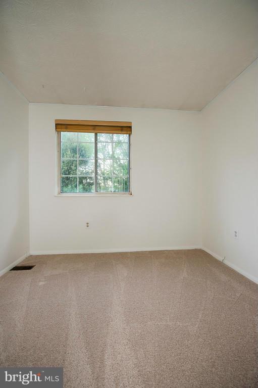 LEISHEAR VILLAGE - Residential