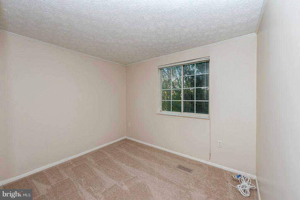 LEISHEAR VILLAGE - Residential