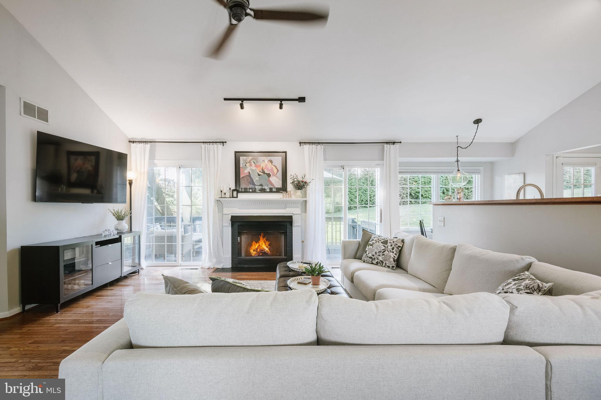 DAVENPORT MEADOWS - Residential