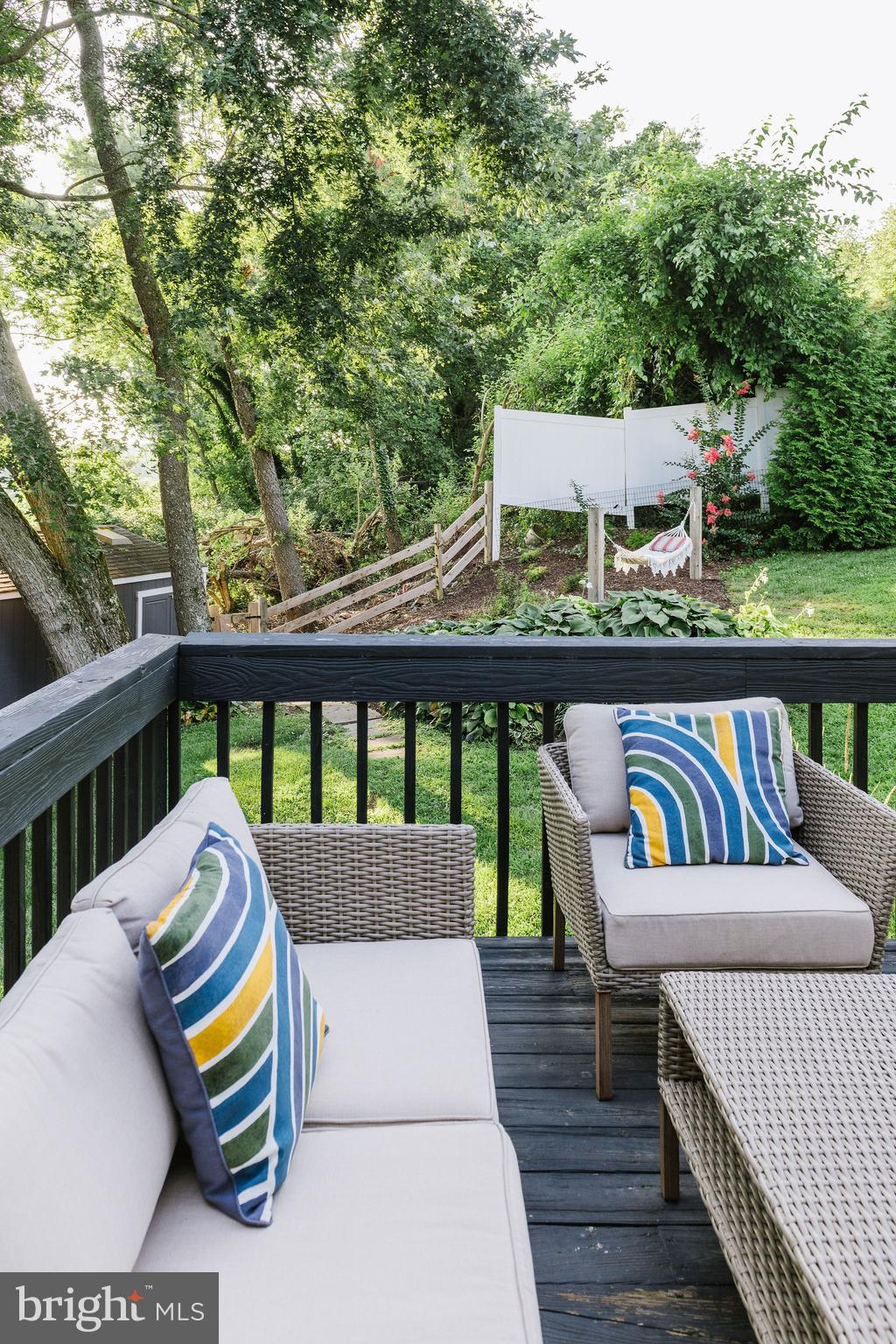 DAVENPORT MEADOWS - Residential