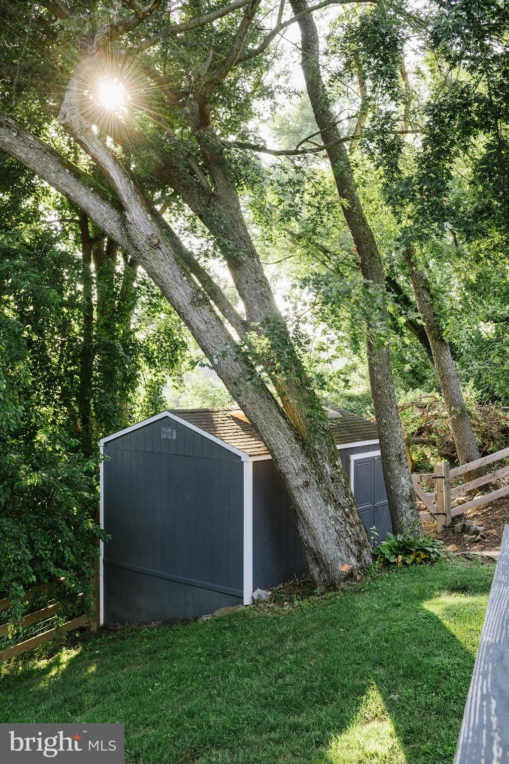 DAVENPORT MEADOWS - Residential