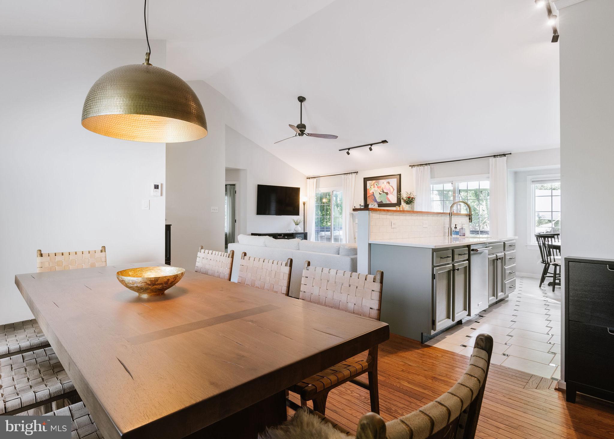 DAVENPORT MEADOWS - Residential