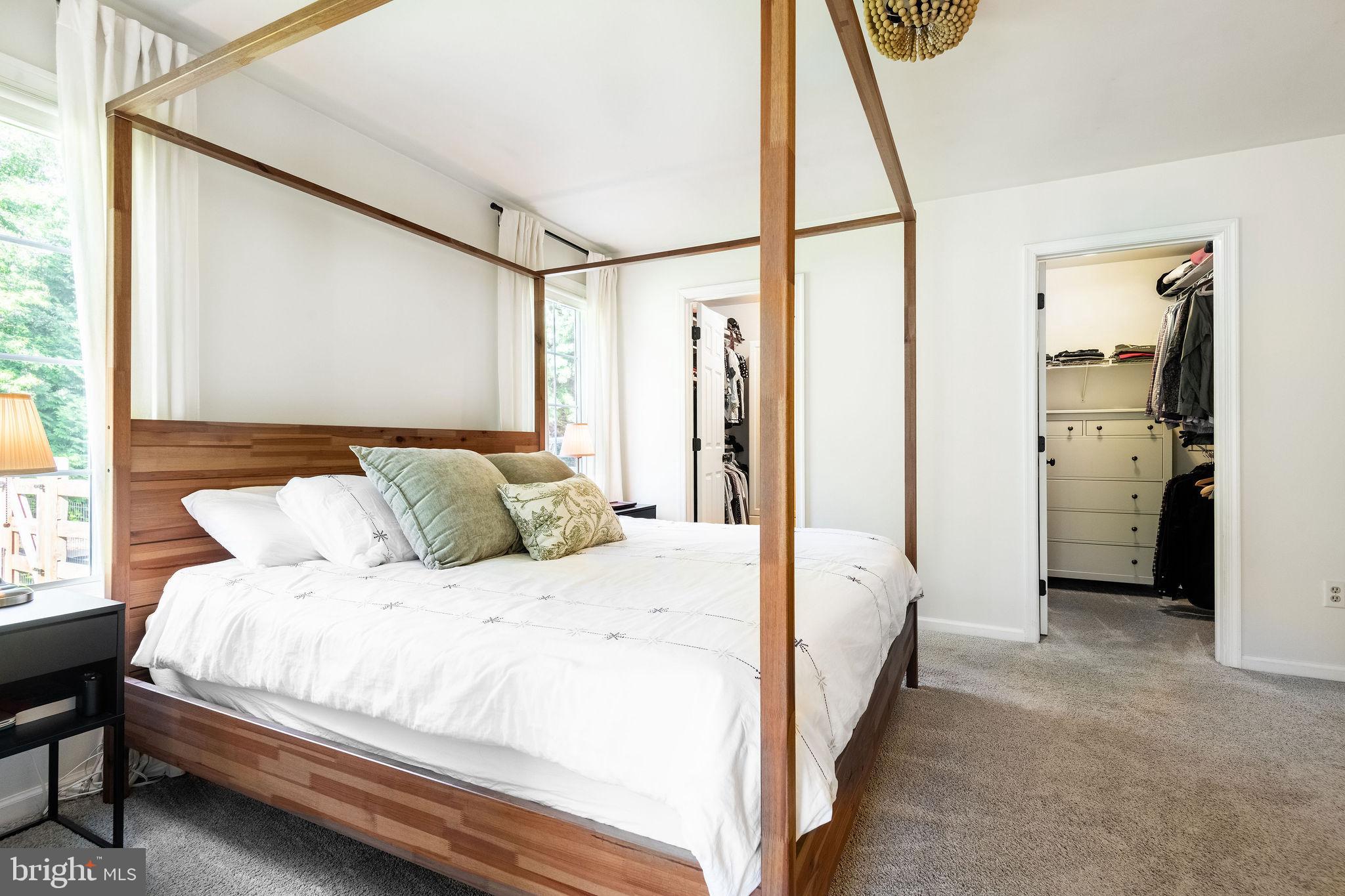 DAVENPORT MEADOWS - Residential