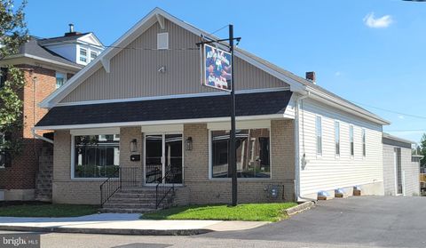 128 W THIRD STREET WAYNESBORO PA 17268
