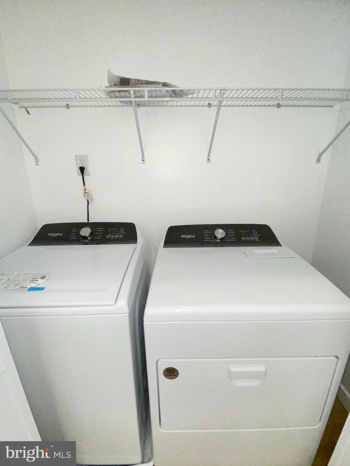 HOLLINS-ROUNDHOUSE HISTORIC DISTRICT - Residential Lease