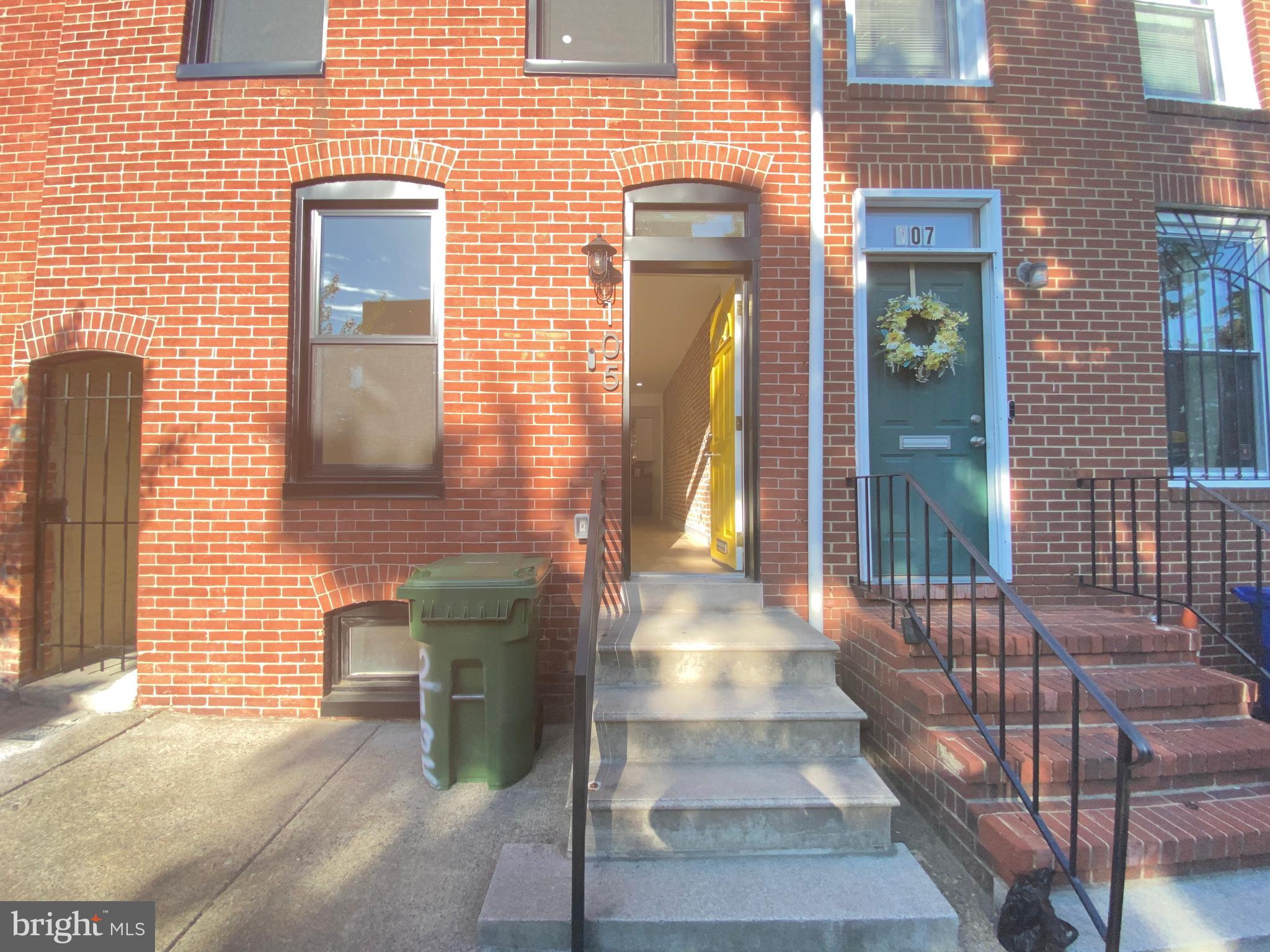 HOLLINS-ROUNDHOUSE HISTORIC DISTRICT - Residential Lease