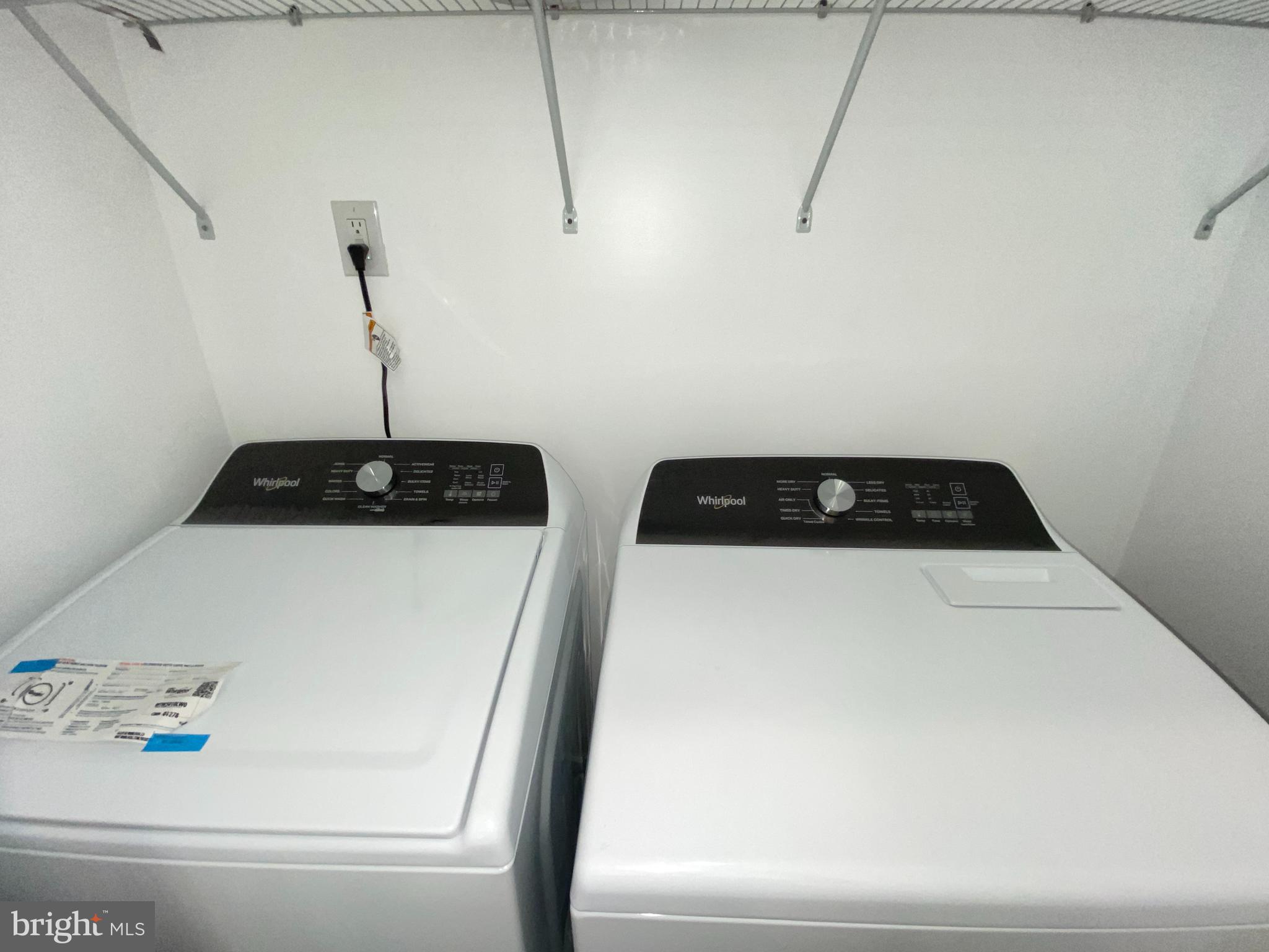 HOLLINS-ROUNDHOUSE HISTORIC DISTRICT - Residential Lease