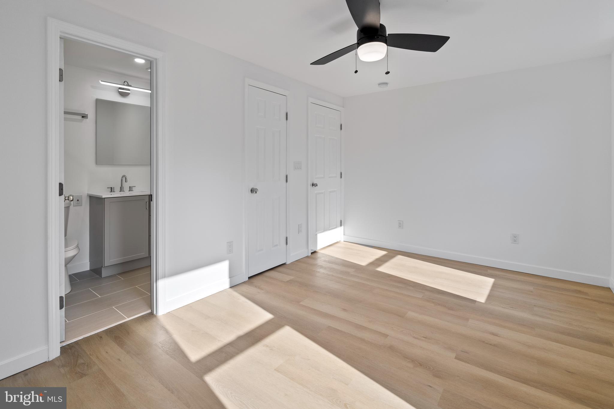 HOLLINS-ROUNDHOUSE HISTORIC DISTRICT - Residential Lease