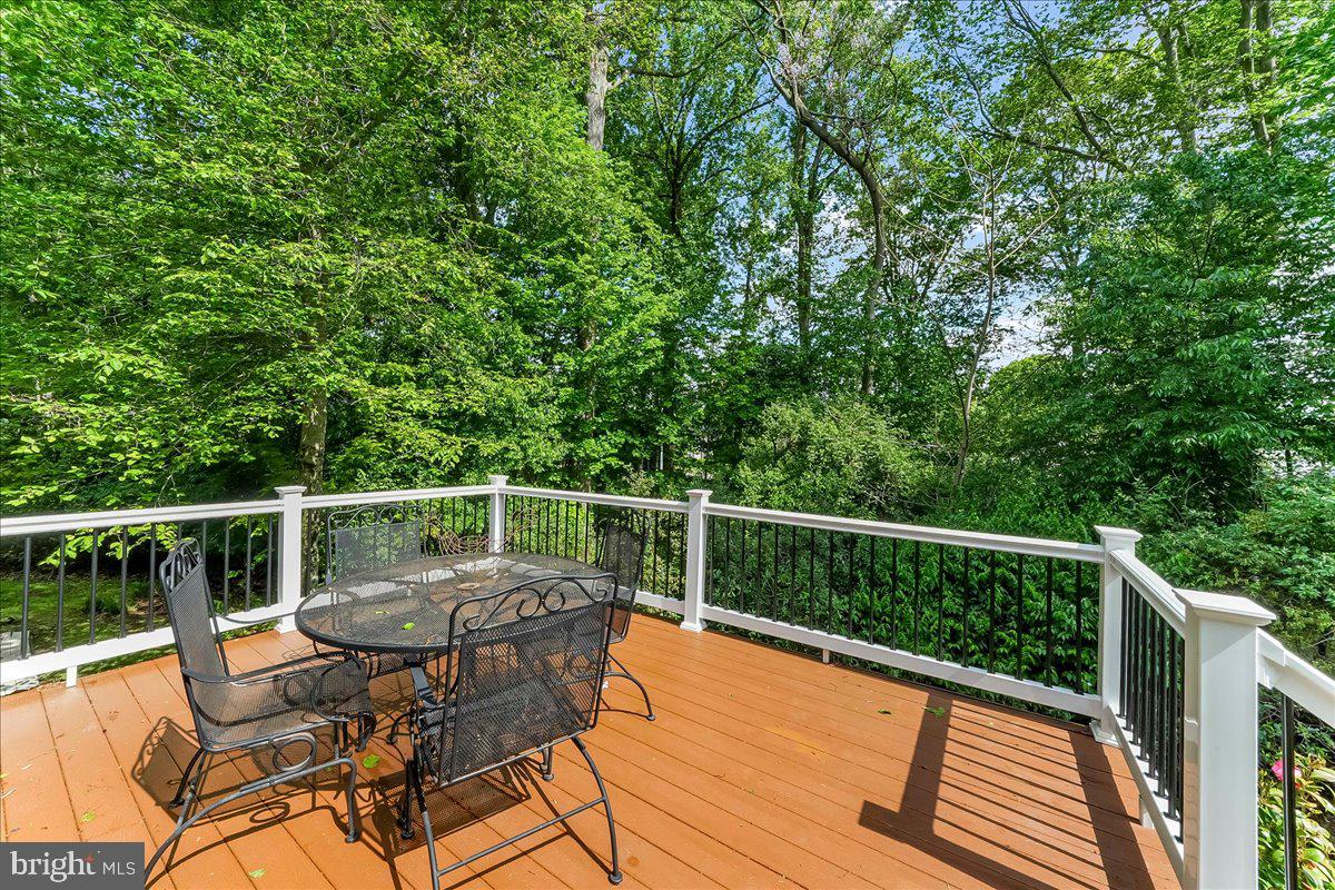 WEST GLEN - Residential