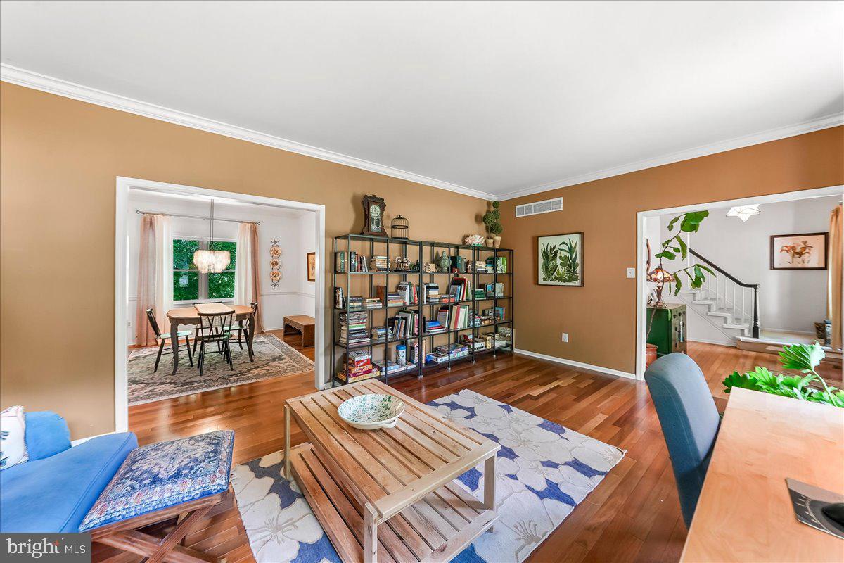 WEST GLEN - Residential