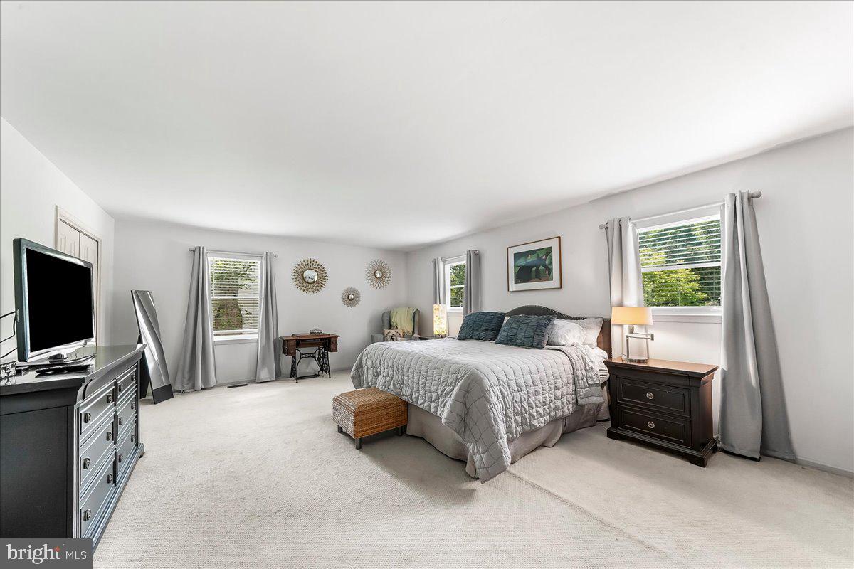 WEST GLEN - Residential
