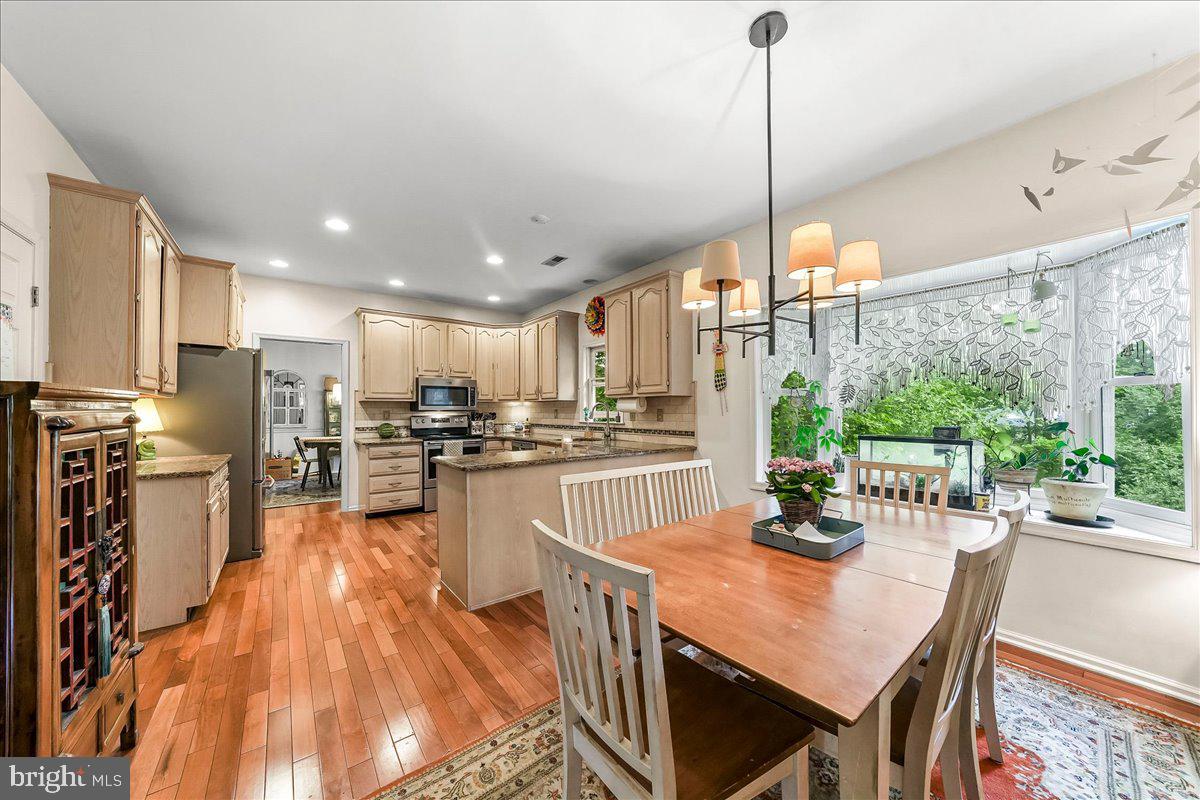 WEST GLEN - Residential