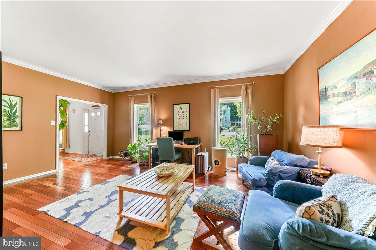 WEST GLEN - Residential