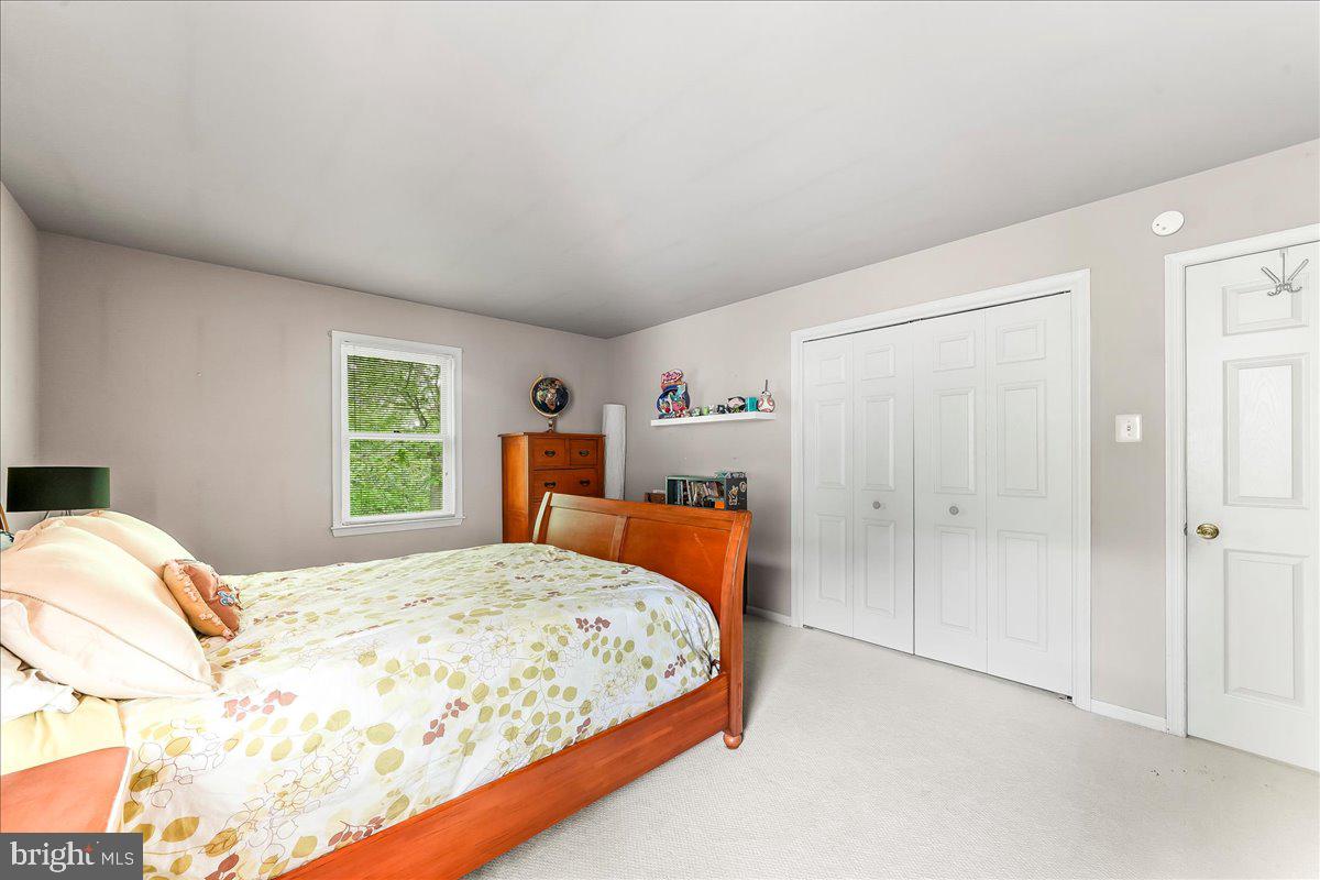 WEST GLEN - Residential