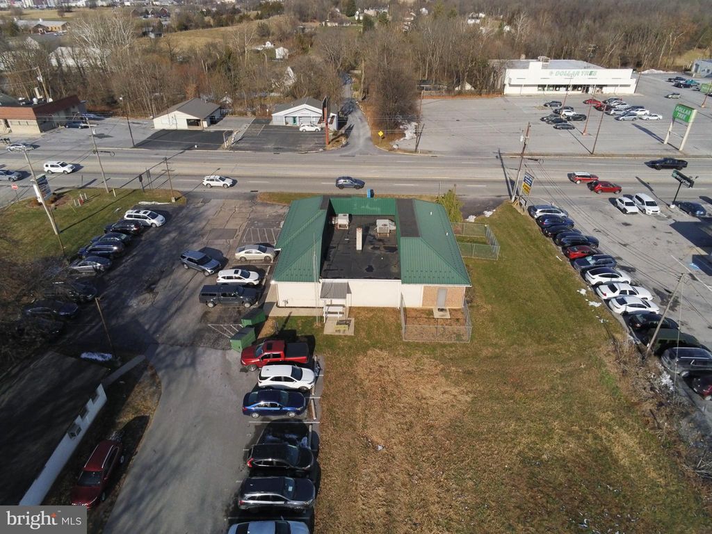 Photo of 1340 Lincoln Way E, CHAMBERSBURG, PA 17202 (MLS # PAFL2031808)