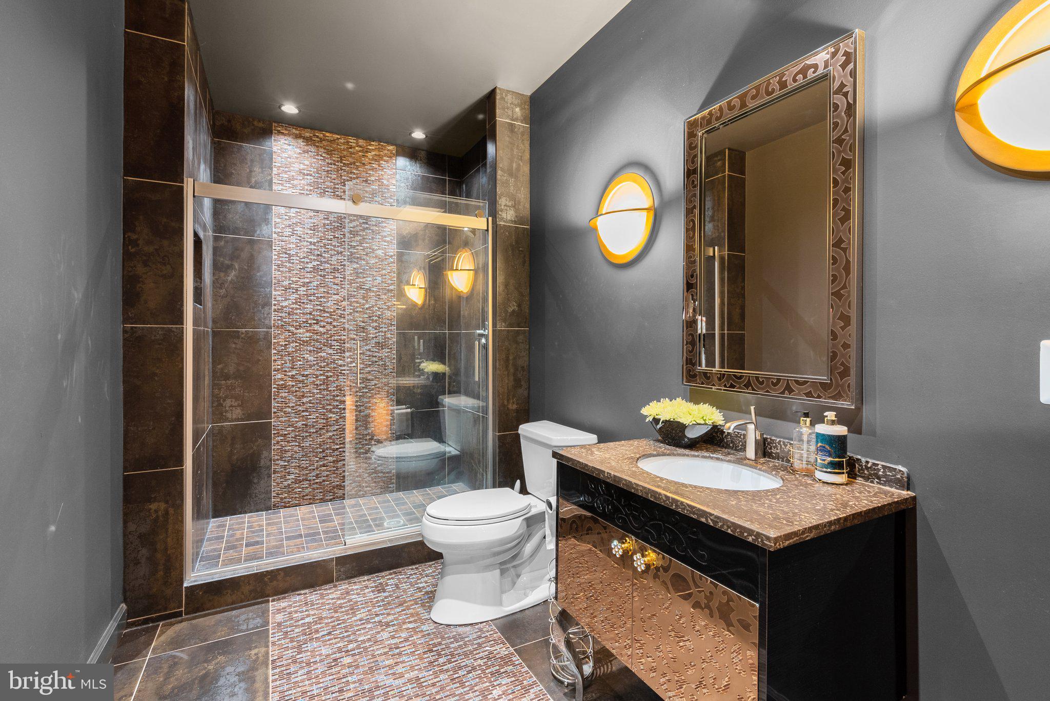 GLEN MILL KNOLLS - Residential